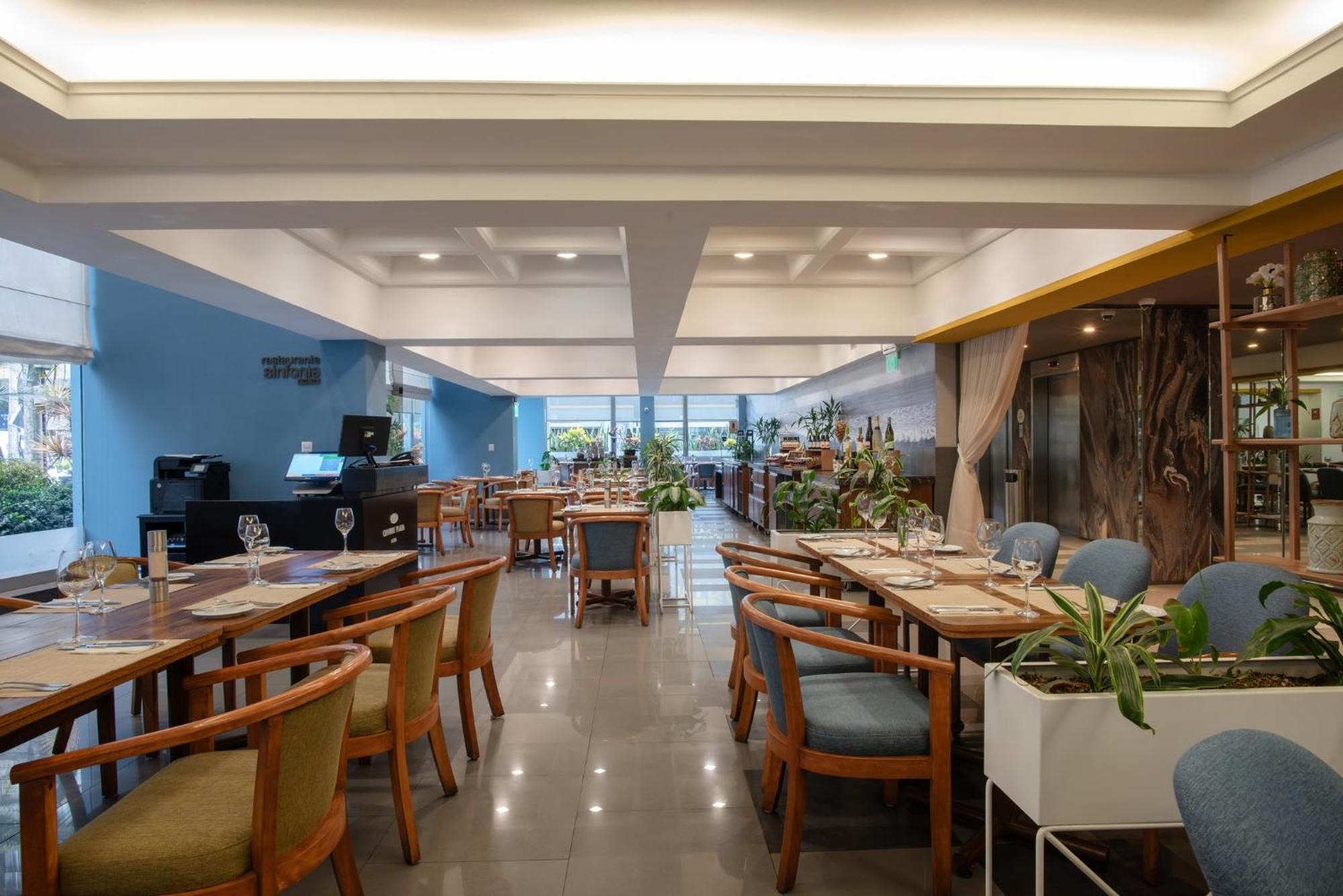 Crowne Plaza Lima By Ihg Hotell Eksteriør bilde The interior of the restaurant